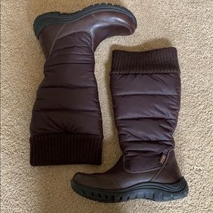 NWOB UGG Event Waterproof Boots